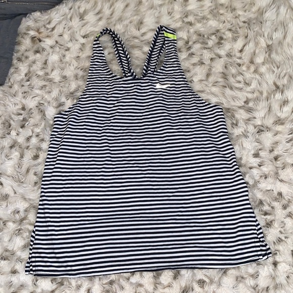 Nike women’s Razorback tank top size extra small! - Picture 1 of 6